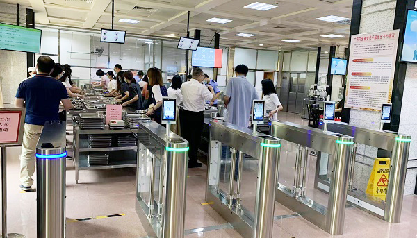 防疫當(dāng)前，餐飲市場(chǎng)智能化迫在眉睫，數(shù)字食堂正崛起！