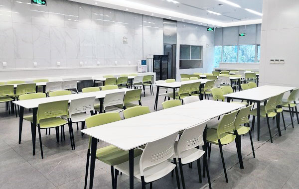 人臉消費(fèi)智能結(jié)算終端在學(xué)校食堂應(yīng)用是怎樣？