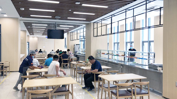 食堂刷卡消費(fèi)out了 ，智慧食堂刷臉結(jié)算臺降本提效